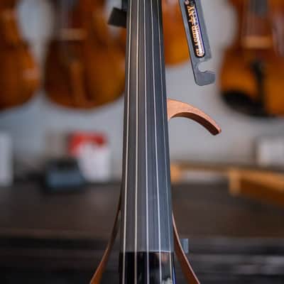 Yamaha 5 String Electric Violin - Black Finish - YEV105BL image 4