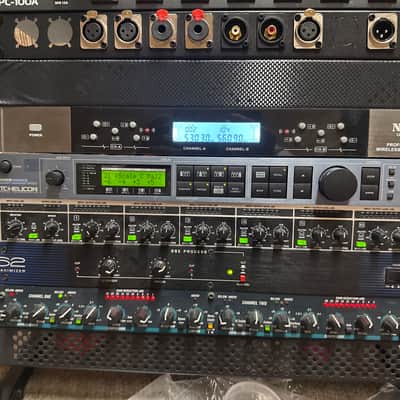 TC Helicon  Voiceworks  2010 - Silver image 3