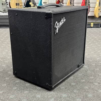 Fender Rumble Studio 40 - (Used) image 3