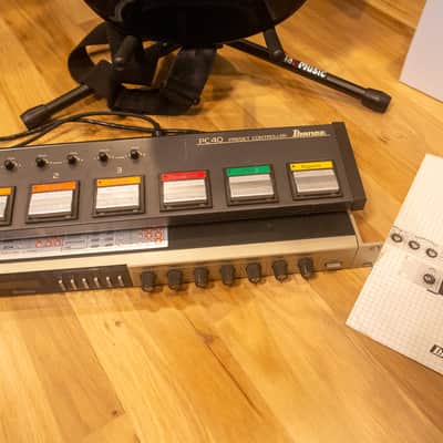 Ibanez HD1500 Harmonics Delay Rackmount with PC40 remote control pedal and manual image 1
