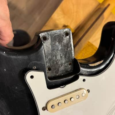 Fender Strat 1972 neck Black Refin non original Body with '68 Fender Custom Shop pick ups Player's grade image 7