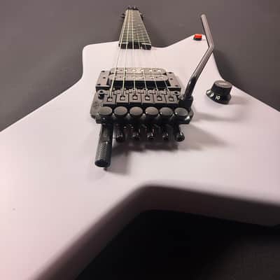 EVH Star Limited Edition 2023 - Primer Gray image 12