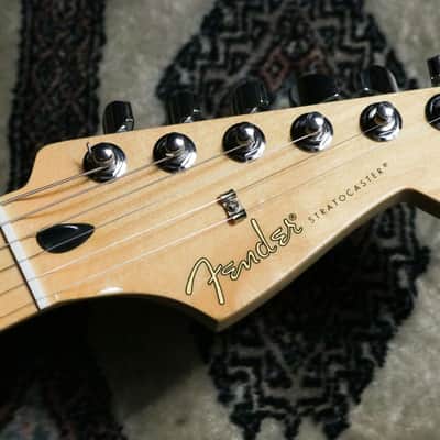 Fender Player Stratocaster HSS Plus Top with Maple Fretboard 2019 - Aged Cherry Burst image 8
