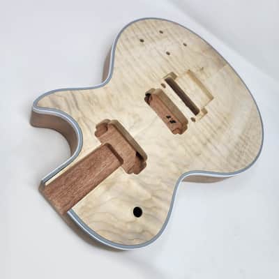 Brio LP-Style 5/8" thick Flame Maple Top, Mahogany Body & Neck Floyd Rose image 7