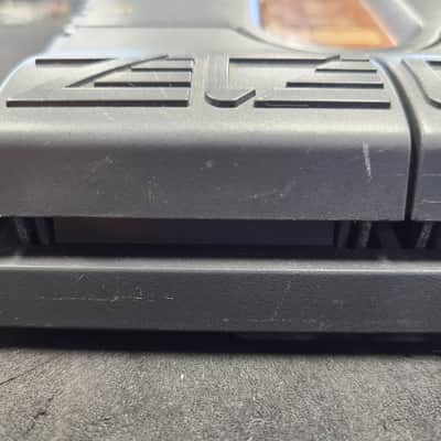 Zoom 504 Acoustic Compact Multi Effects Processor image 3