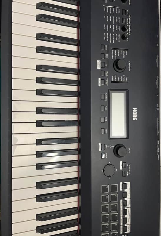 Korg KROSS 2 88 88-Key Synthesizer Workstation 2017 - Present - Matte Black image 1