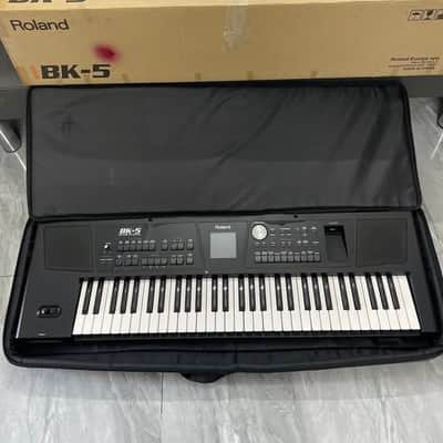 Roland BK-5 61-Key Backing Keyboard Used in mint condition