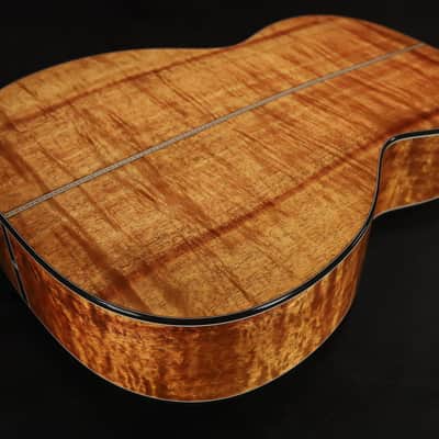 Martin Custom Shop 000 12Fret Exceptionally Figured Koa Slotted CUSTOM ORDER 044 image 7