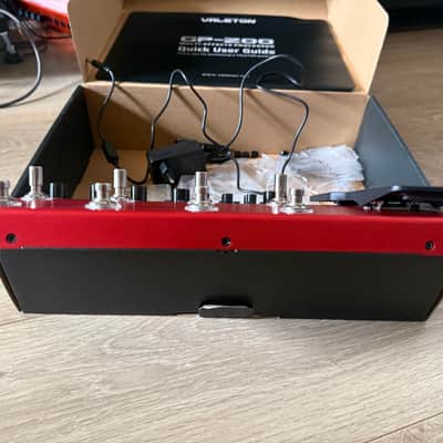 Valeton GP-200R – Processeur multi-effets & modélisation amplis – État impeccable – MIDI/USB/Stéréo image 4
