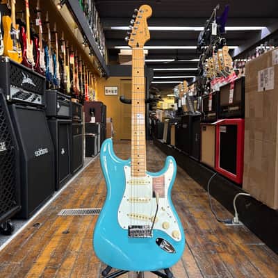 Fender Player II Stratocaster Electric Guitar Aquatone Blue image 4