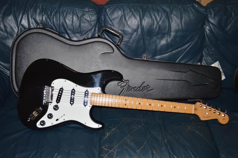 Fender American Stratocaster 2000 - Black image 1