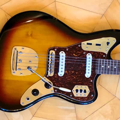 Squier by Fender Vintage Modified Jaguar Electric Guitar, Sunburst image 3