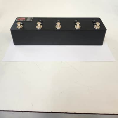 Used Disaster Area Designs DPC-8EZ Switcher - Black w/ Original Box image 2