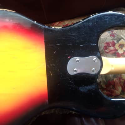 Moserite Ventures style 1965 Sunburst image 5
