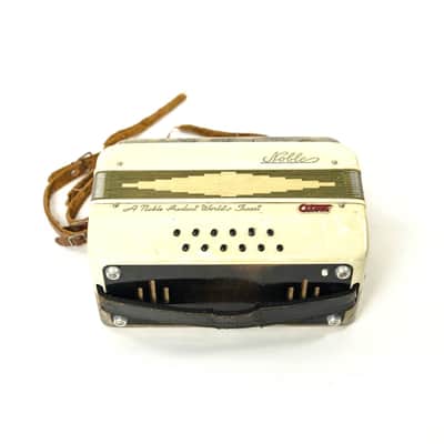 Noble Atom Accordion 1950s Pearloid owned by Billy Corgan Mellon Collie image 3