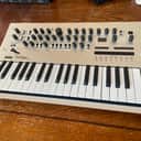 Korg Minilogue 4-Voice Polyphonic Analog Synthesizer 2016 - Present - Silver