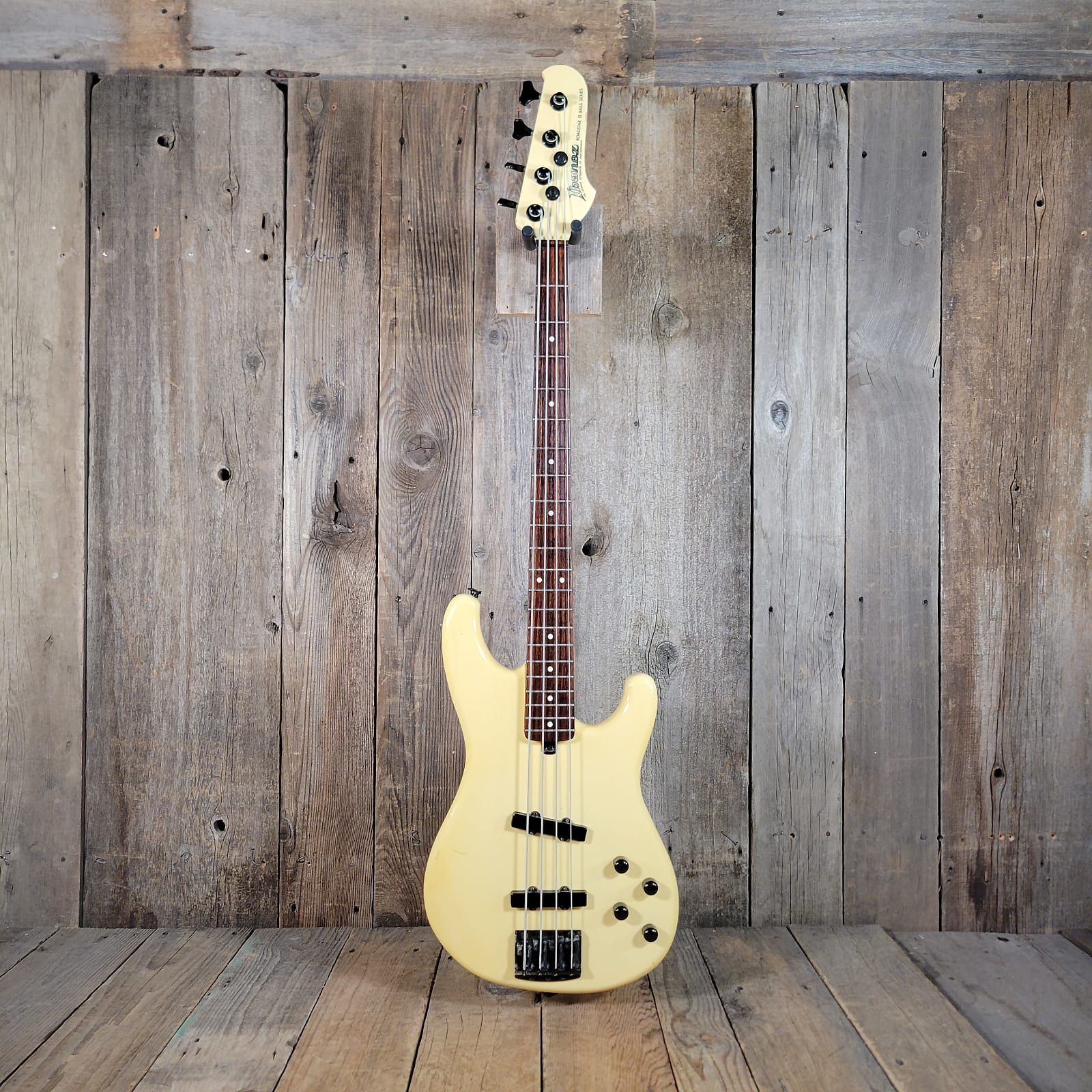 Ibanez RB690 Roadstar II Bass | Reverb Canada