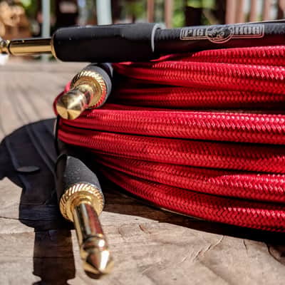 Pig Hog PCH10CA Candy Apple Red 1/4" / 1/4" Rt Angle Instrument Cable - 10', Lifetime Warranty! image 2
