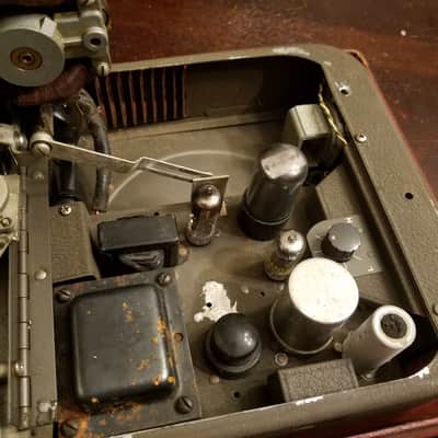 Gray Audograph soft vinyl recording cutting lathe dictating dictation machine, Case & microphone 1949 - Brown wrinkle paint image 13