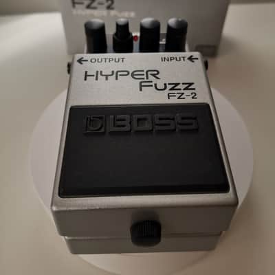 Near mint Boss FZ-2 Hyper Fuzz (Silver Label) 1993 - 1997 - Silver image 8