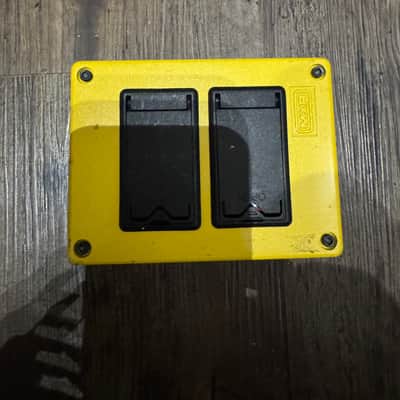 MXR Steep chorus 2010s - Yellow image 6