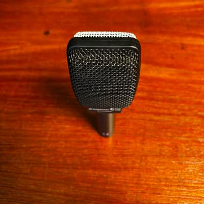 Sennheiser e609 Silver Supercardioid Dynamic Microphone 1998 - Present - Dark Gray image 3