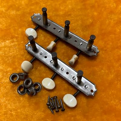 Vintage 1950’s Gibson Kluson Deluxe Single Line Tuner Set w/ Bushings + Screws image 2