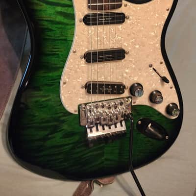 Warmoth STRAT STYLE GUITAR - Green flamed maple image 4