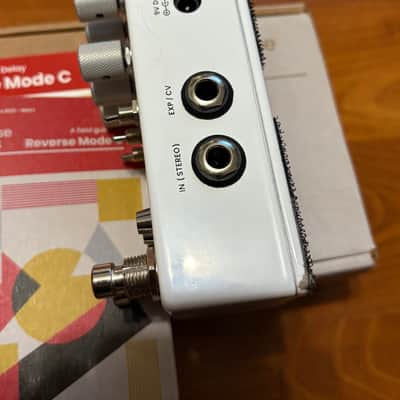 Chase Bliss Audio Reverse Mode C 2023 - White Graphic image 3