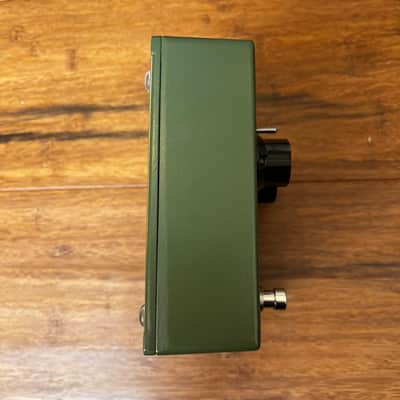 Cunningham Amplifiers Mk1.6 RCA Germanium Fuzz Pedal - Olive Green imagen 6