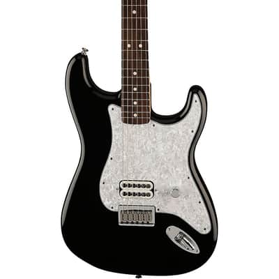 Fender Tom DeLonge Stratocaster Electric Guitar With Invader SH8 Pickup Regular Black image 5