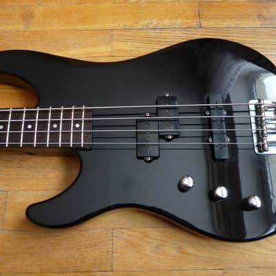 Fernandes Limited Edition Dinky Bass PJS-42 MIJ 1988 Black Lefty image 2