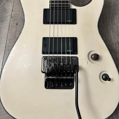 Charvel Desolation Soloist DX-1 FR 2011 - 2014 - Snow White image 2