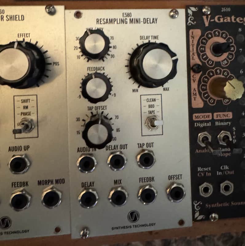 Synthesis Technology E580 resampling mini-delay