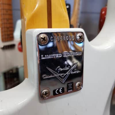 FENDER - Custom Shop Limited Fat 50s Stratocaster Relic Aged India Ivory 9235001501 image 9