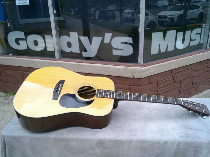 SIGMA by MARTIN DM-4 VINTAGE ACOUSTIC NEAR MINT w/ HARD CASE image 1