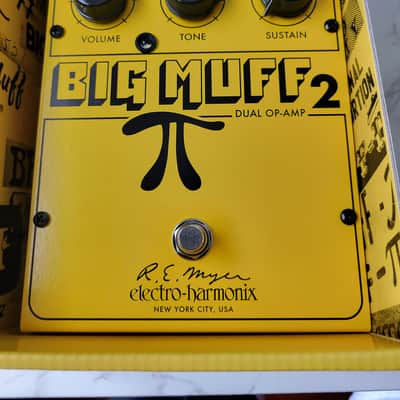 Electro-Harmonix / JHS Big Muff Pi 2 Third Man Records Yellow 2026 Bundle image 2