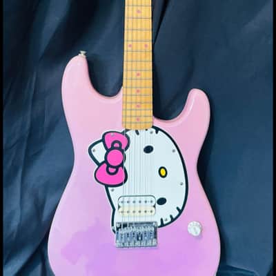 Squier Hello Kitty Stratocaster 2006 - 2009 - Pink image 2