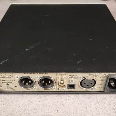 Benchmark DAC1 Stereo 24-Bit 96kHz D/A Converter - Silver image 3