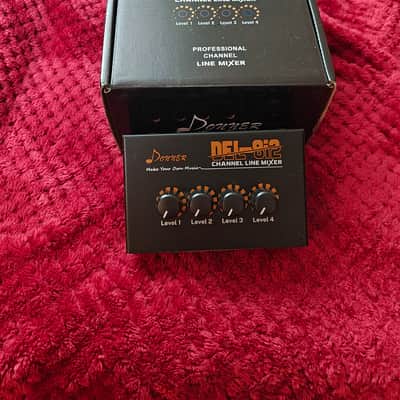 Donner DEL-812 4 Ch Mixer image 1