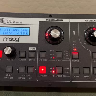 Moog Slim Phatty 2010s - Black image 6