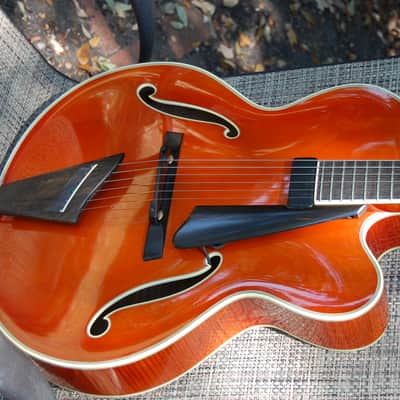 Monteleone Eclipse Special 1996 violin red image 2