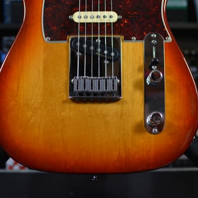 Fender Player Plus Nashville Telecaster with Pau Ferro Fretboard 2023 - Present - Sienna Sunburst image 5