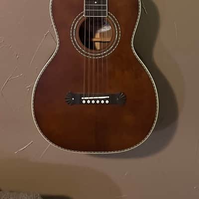 Used Washburn R314KK Parlor Guitar in great condition w/ hard