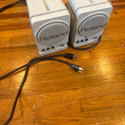 Roland MA-12 C Micro Monitor (Pair) image 7