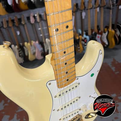 Fender 1982 Stratocaster The Strat Arctic White True Vintage image 5