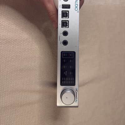 iConnectivity PlayAUDIO12 USB Audio / MIDI Playback Interface 2017 - 2021 - Silver image 4