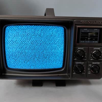 Vintage Bentley 100 Deluxe Portable 5" Inch Black & White TV - UHF VHF - Tested & WORKING image 8