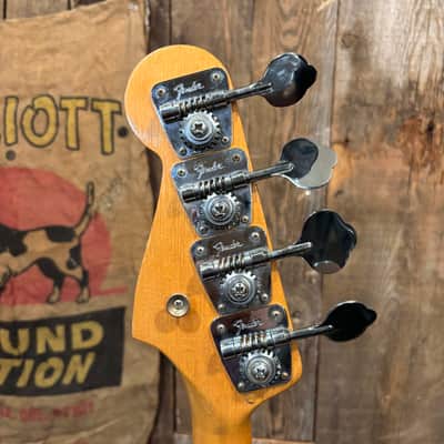 Fender Jazz Bass 1968 - stripped finish image 8