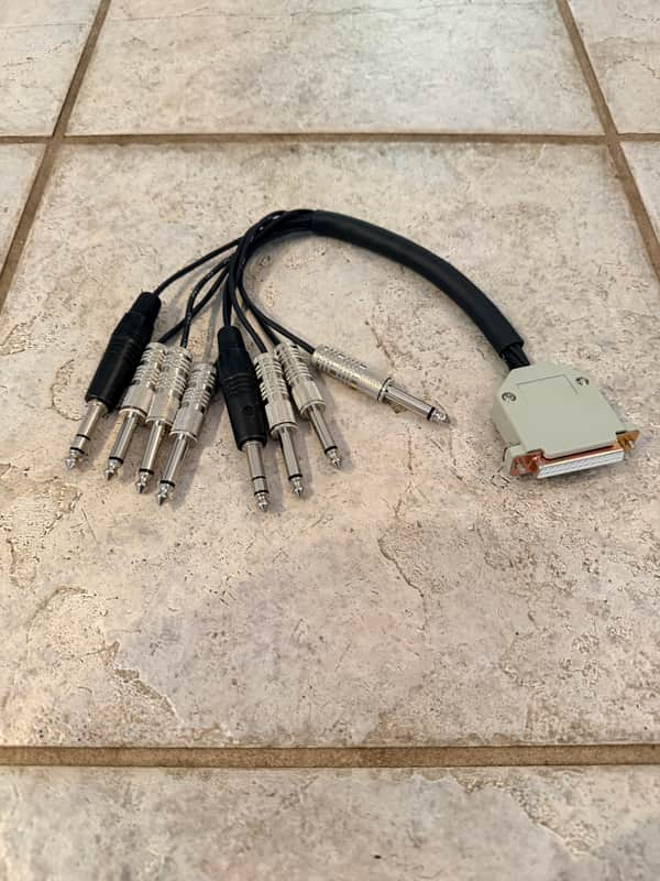 Unknown 8-Channel DB25 to 1/4" TRS and TS Snake Breakout Cable - 6”